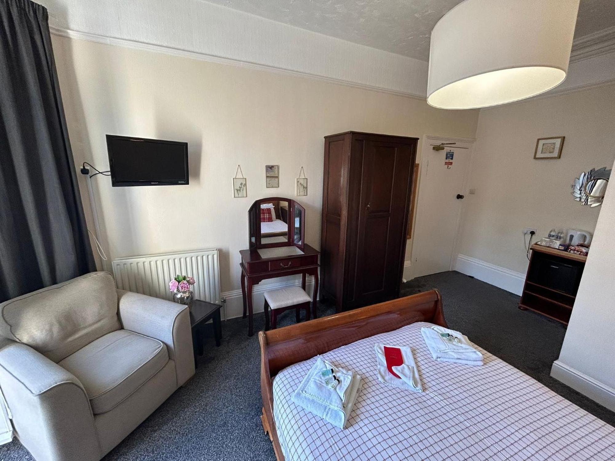 The Lyndhurst Guest House Great Yarmouth Ruang foto